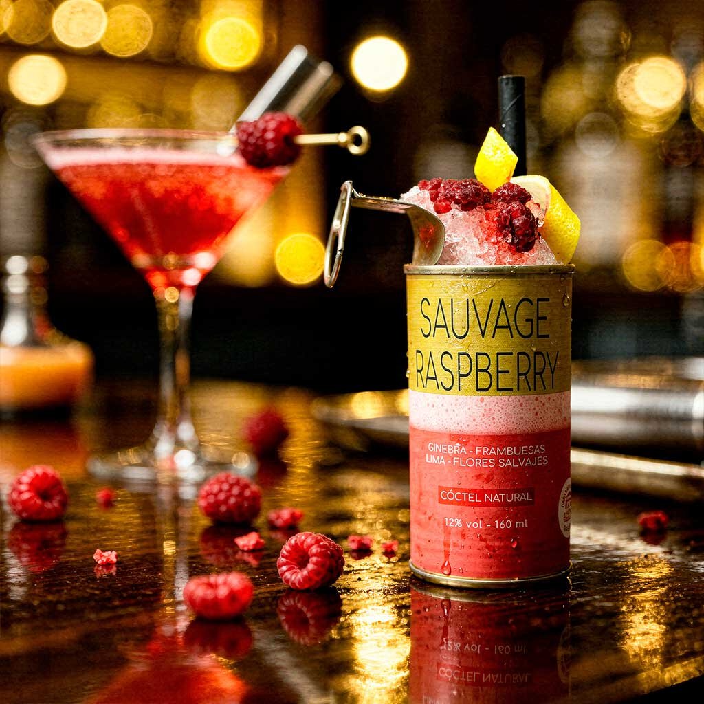 coctel-preparado-con-ginebra-fresa