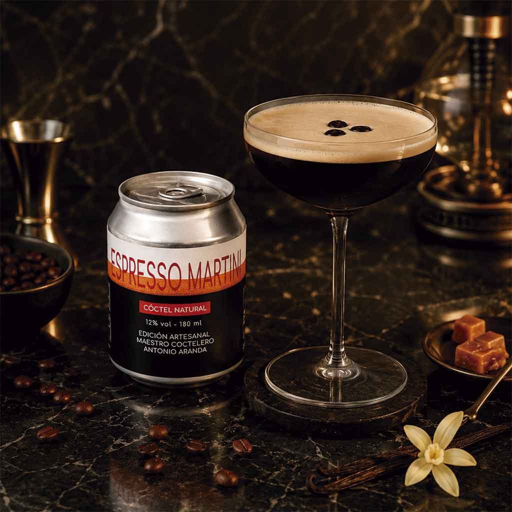 Espresso Martini preparado con ron y café SmartyBar
